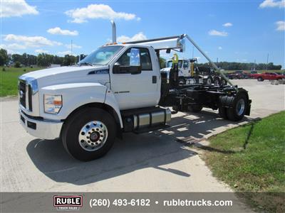 2025 Ford F750