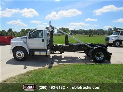 2025 Ford F750