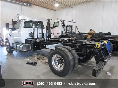 2025 Ford F750