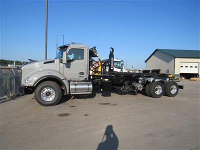 2026 Kenworth T880