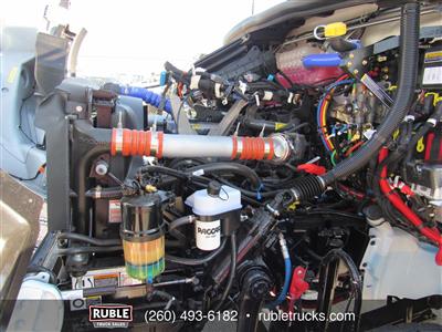 2027 Peterbilt 548