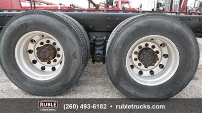 2012 Mack GU813