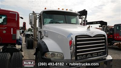 2012 Mack GU813