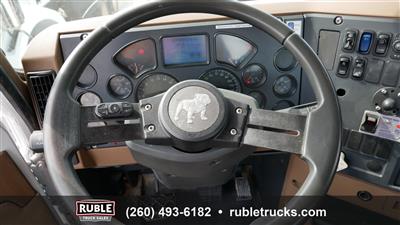 2013 Mack GU813