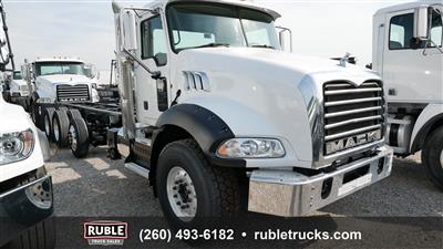 2014 Mack GU813