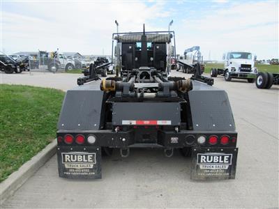 2025 Peterbilt 567