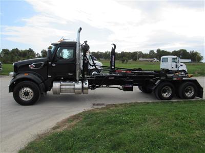 2025 Peterbilt 567