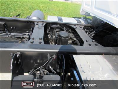 2014 Mack GU813