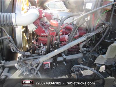 2014 Mack GU813