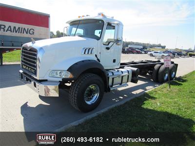 2014 Mack GU813