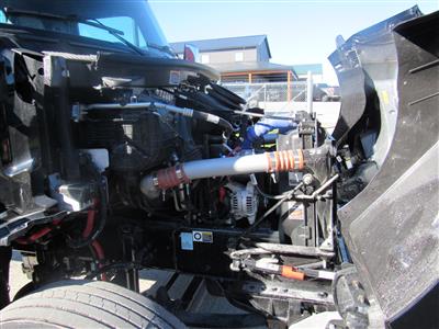 2027 Peterbilt 548