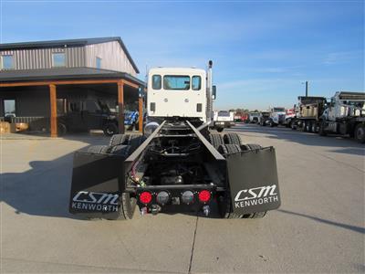 2027 Kenworth T880
