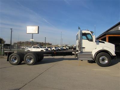 2027 Kenworth T880