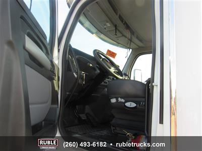 2027 Kenworth T880