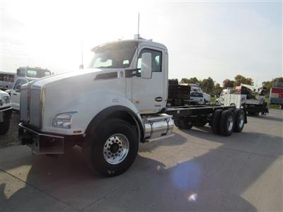 2027 Kenworth T880
