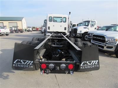 2027 Kenworth T880