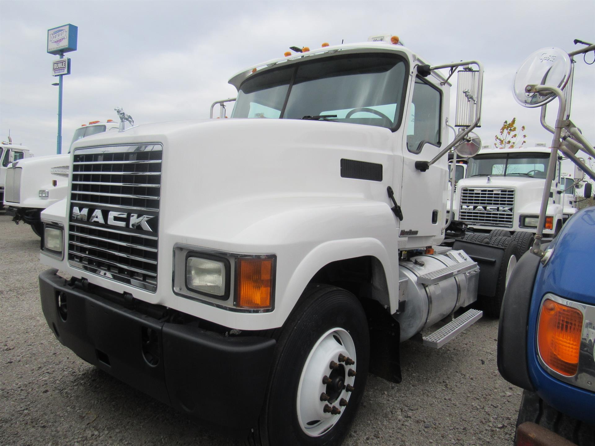 2006 Mack CH 613