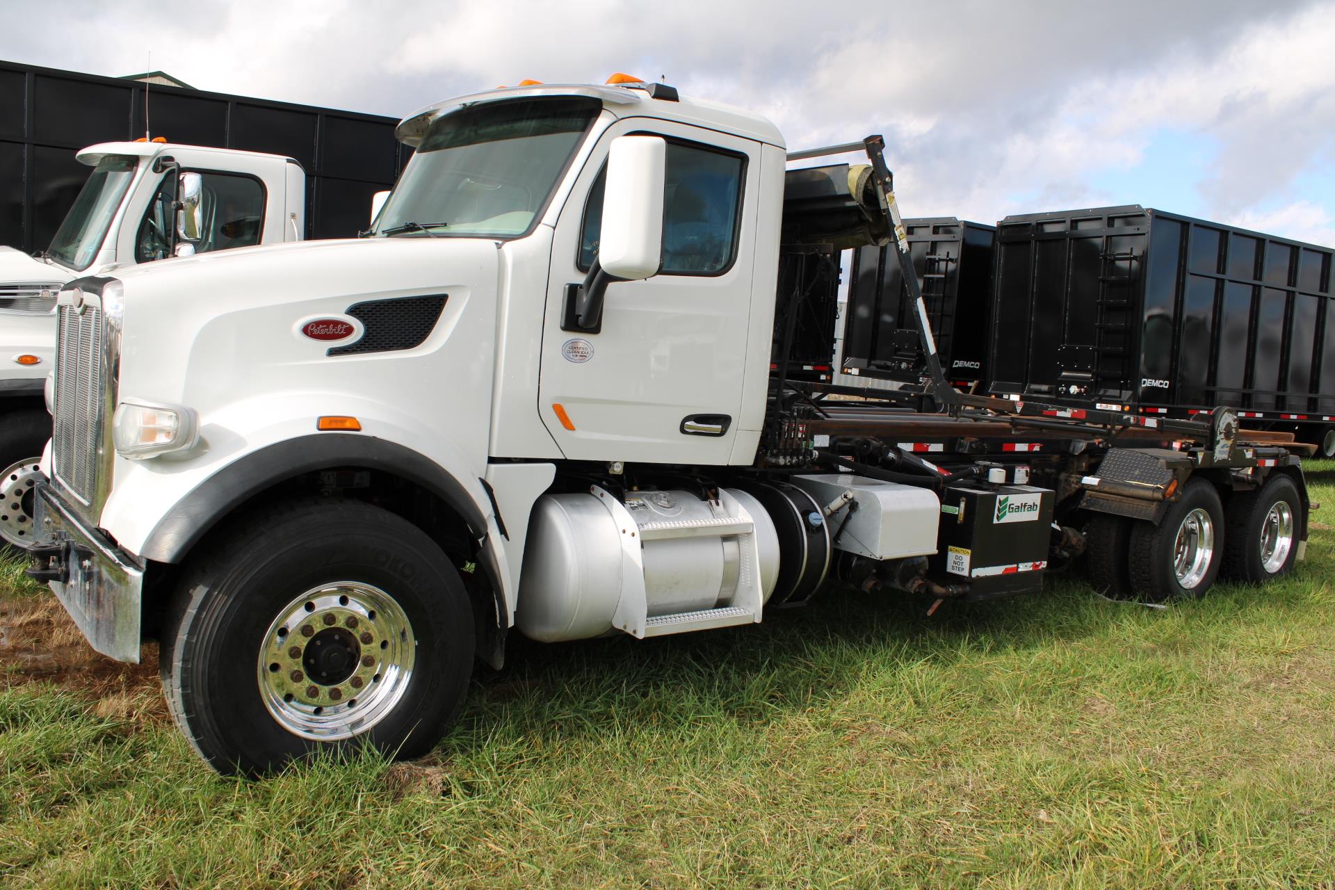 2019 Peterbilt 567