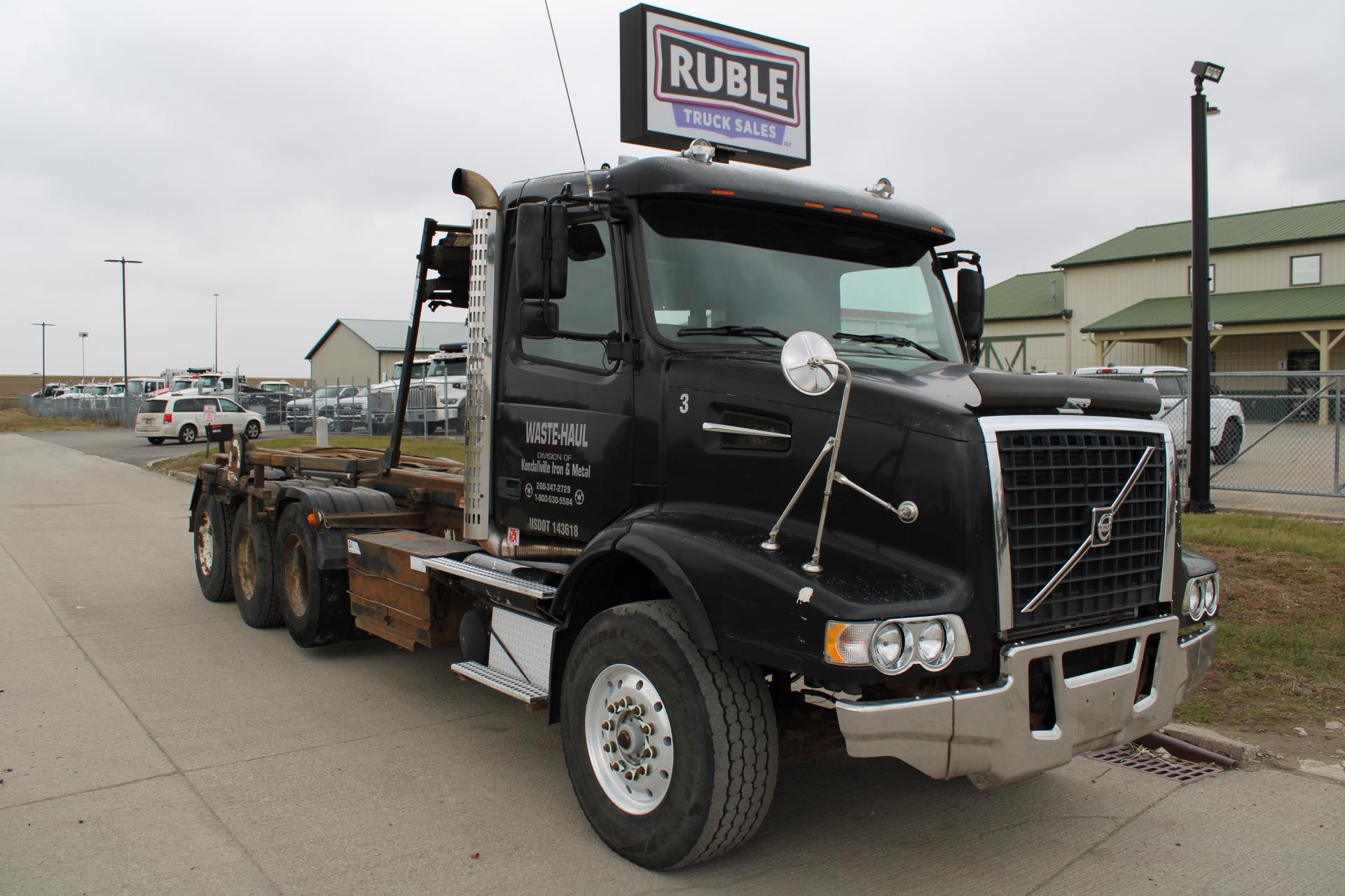 2005 Volvo VHD