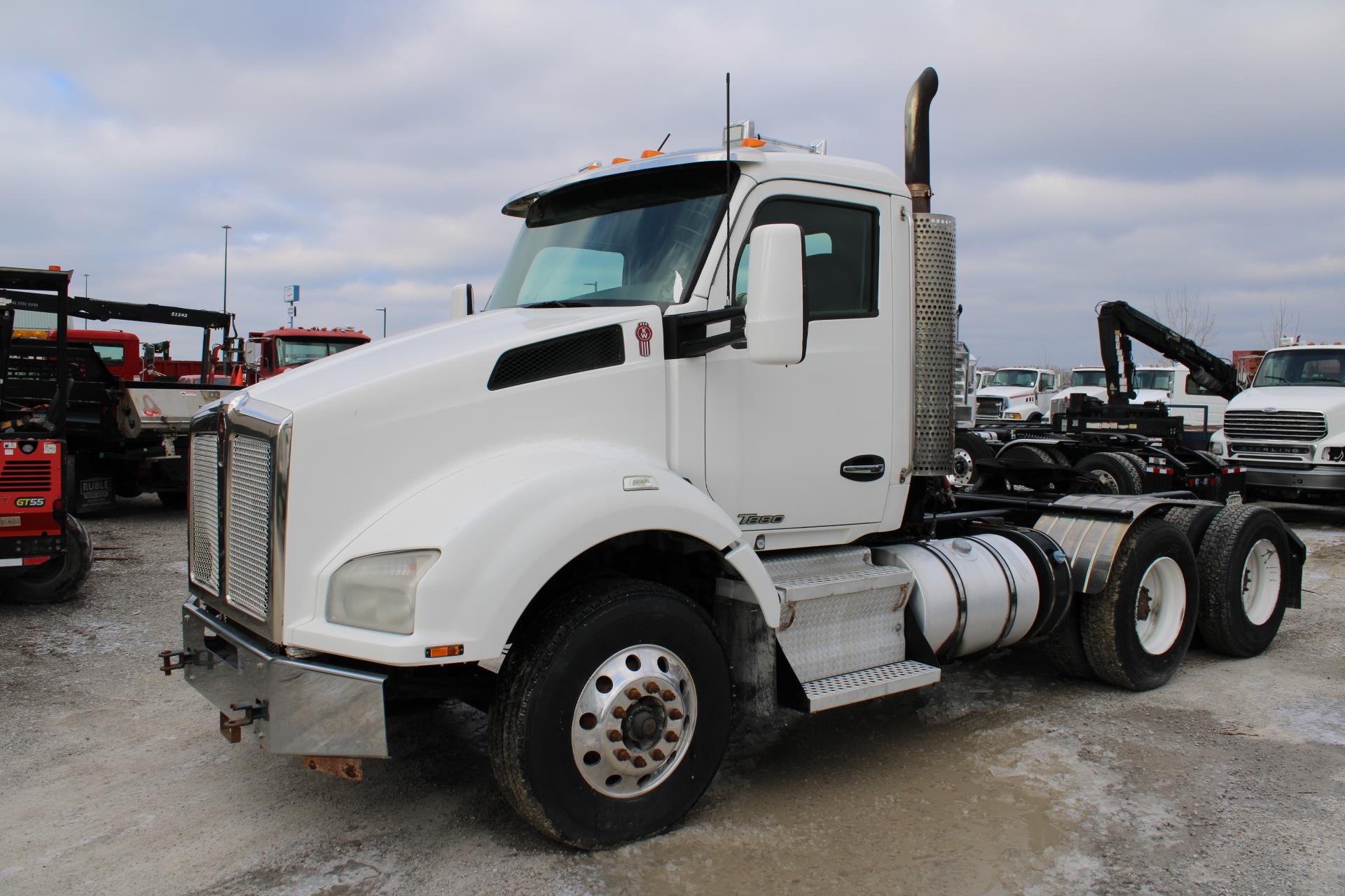 2016 Kenworth T880