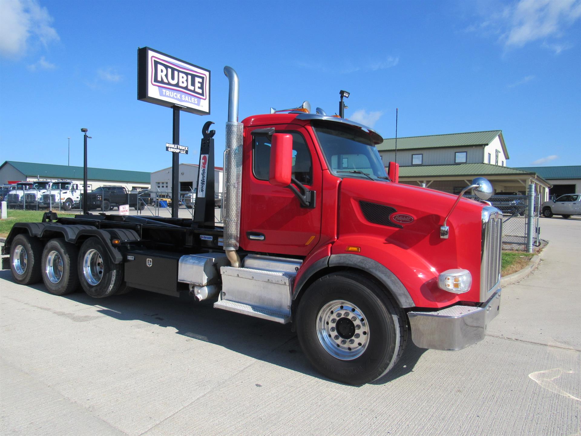 2017 Peterbilt 567