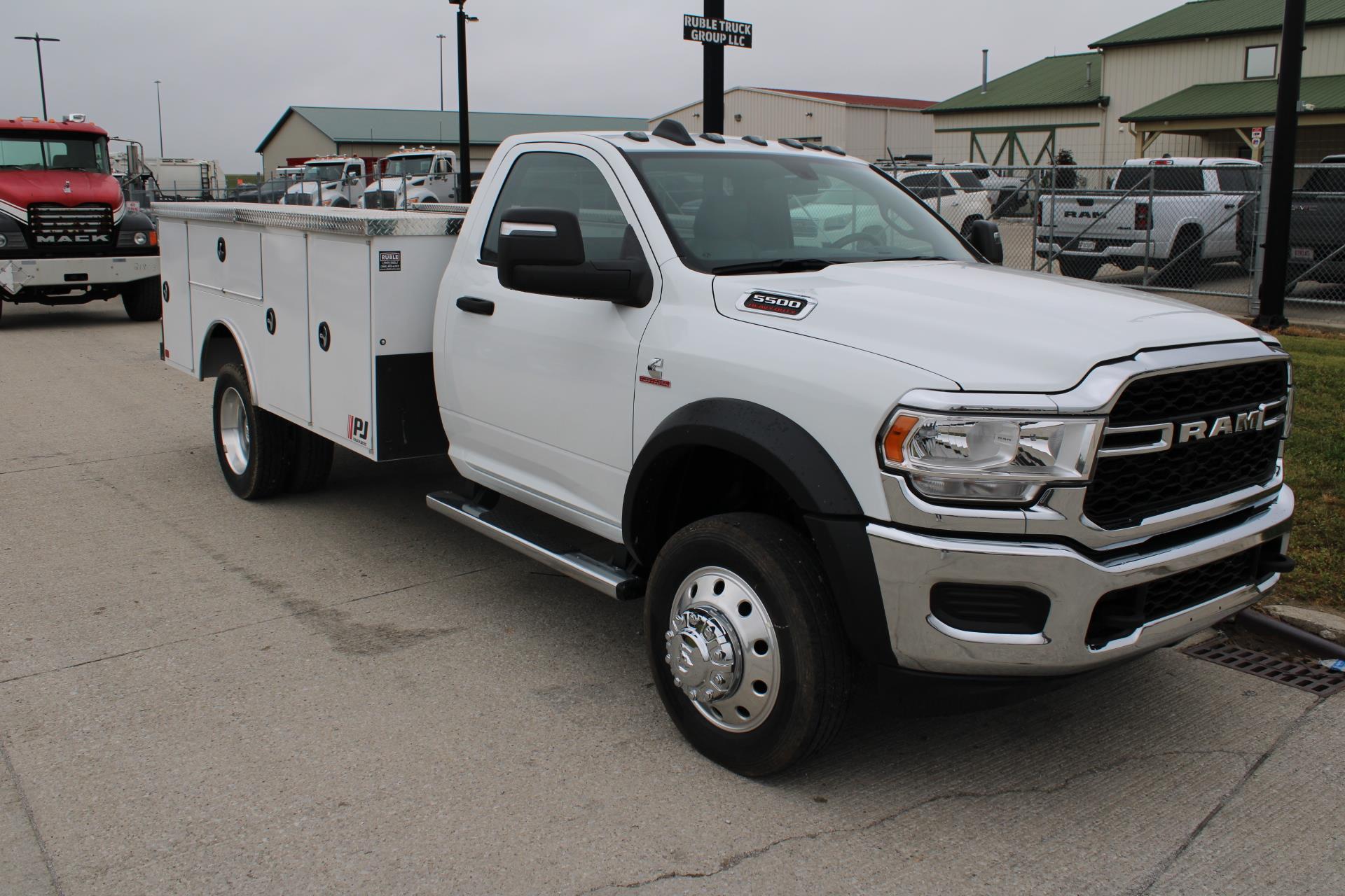 2024 Dodge 5500 4X4