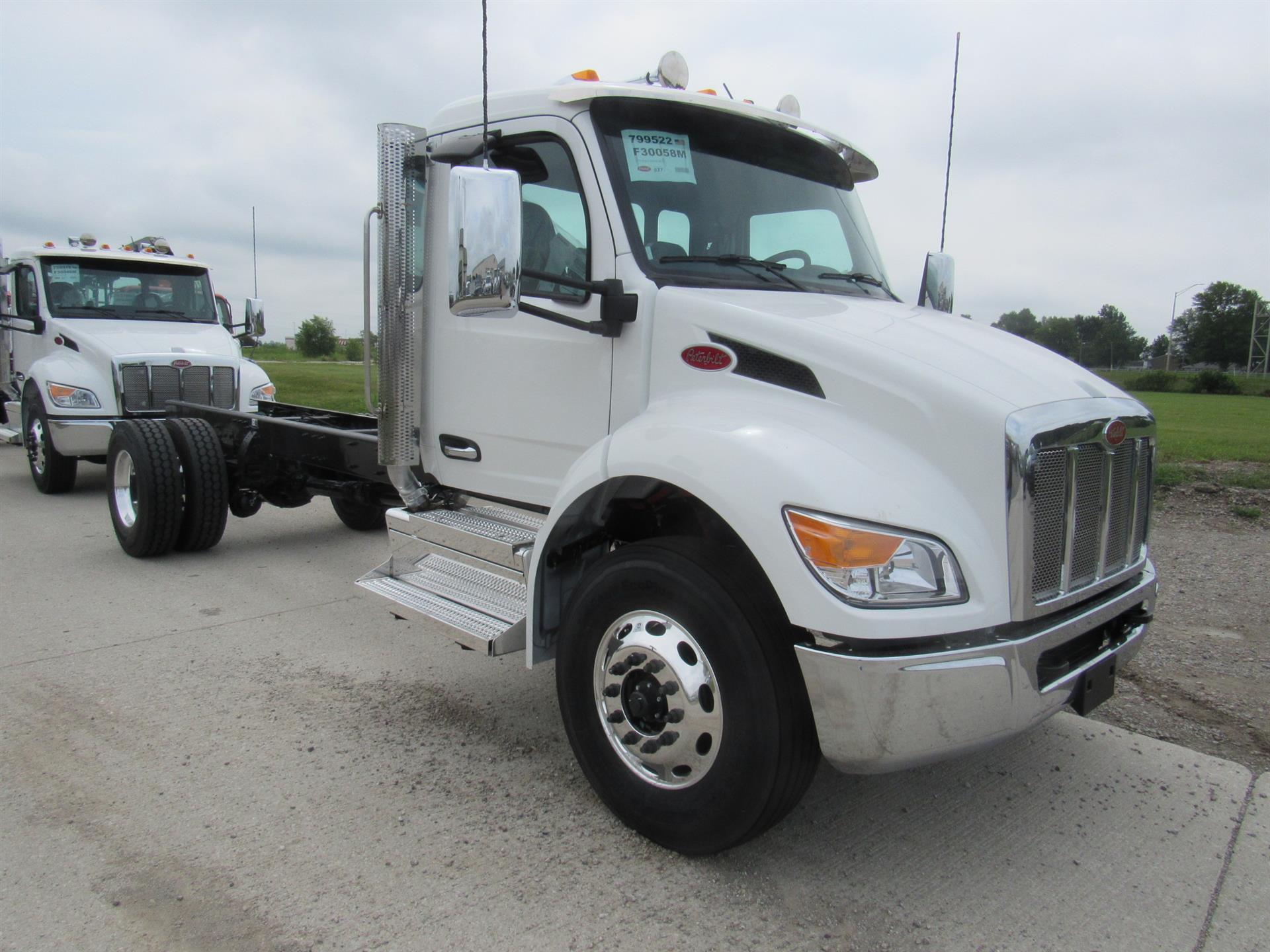 2026 Peterbilt 537