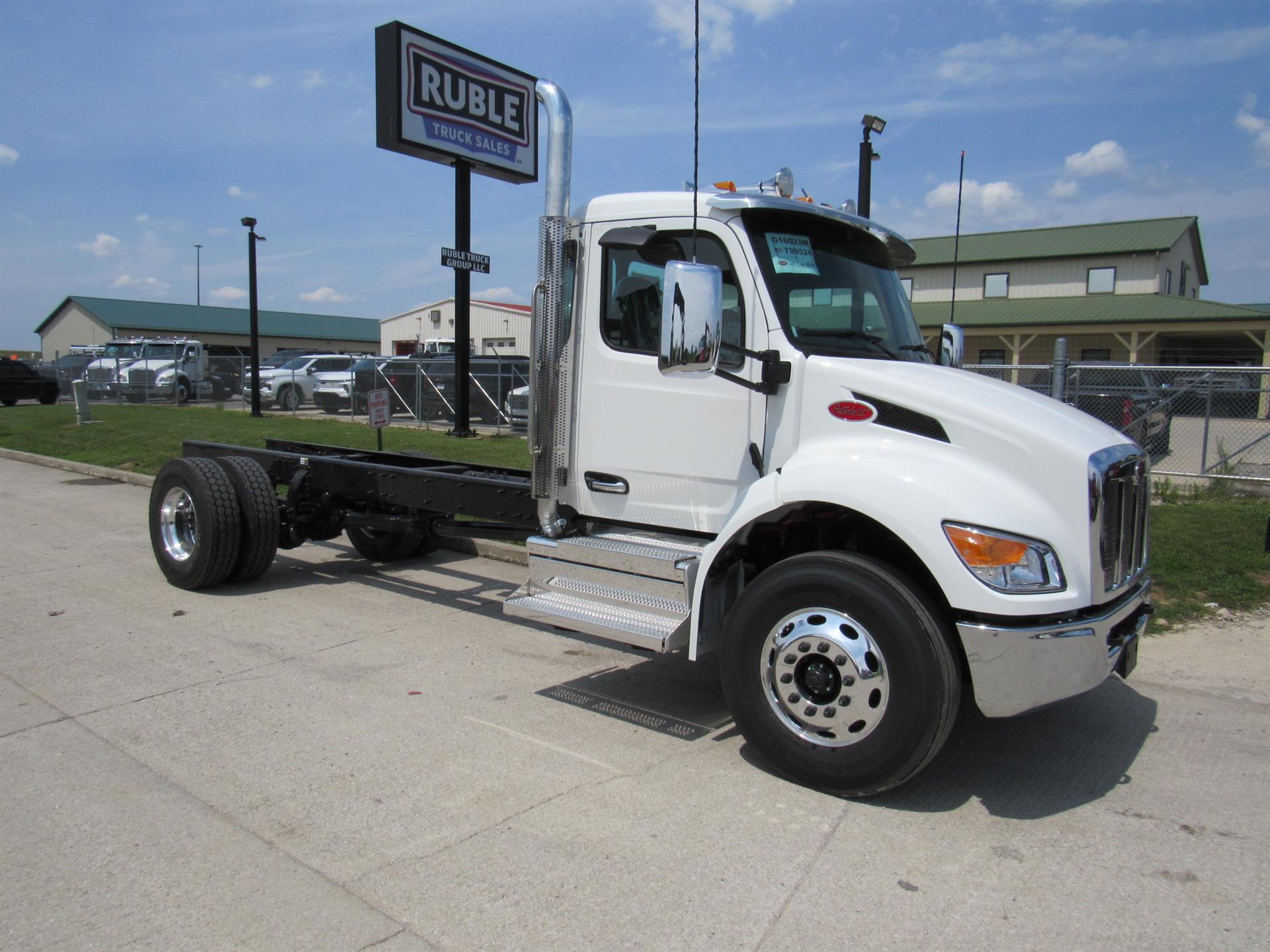 2026 Peterbilt 537
