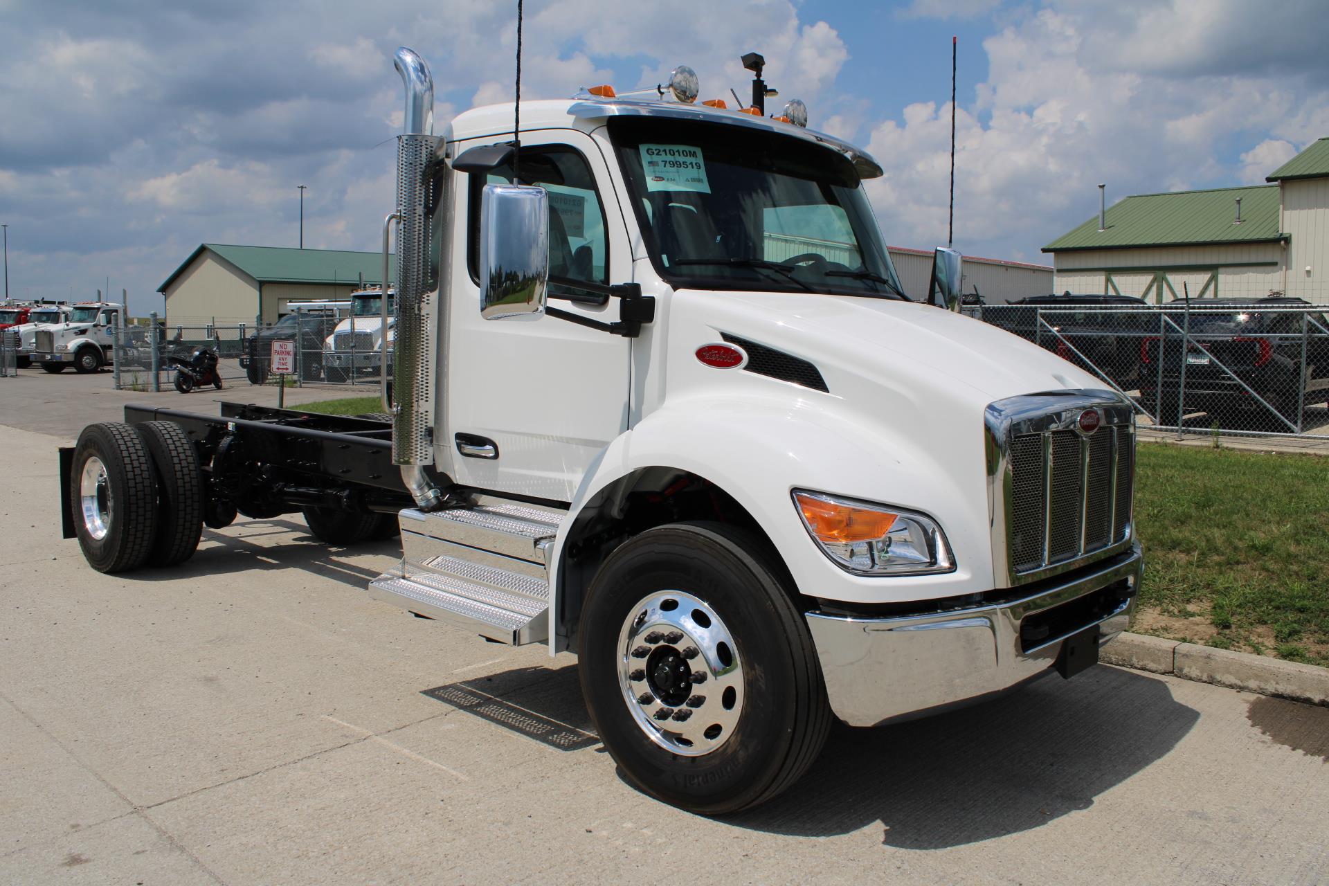 2026 Peterbilt 536