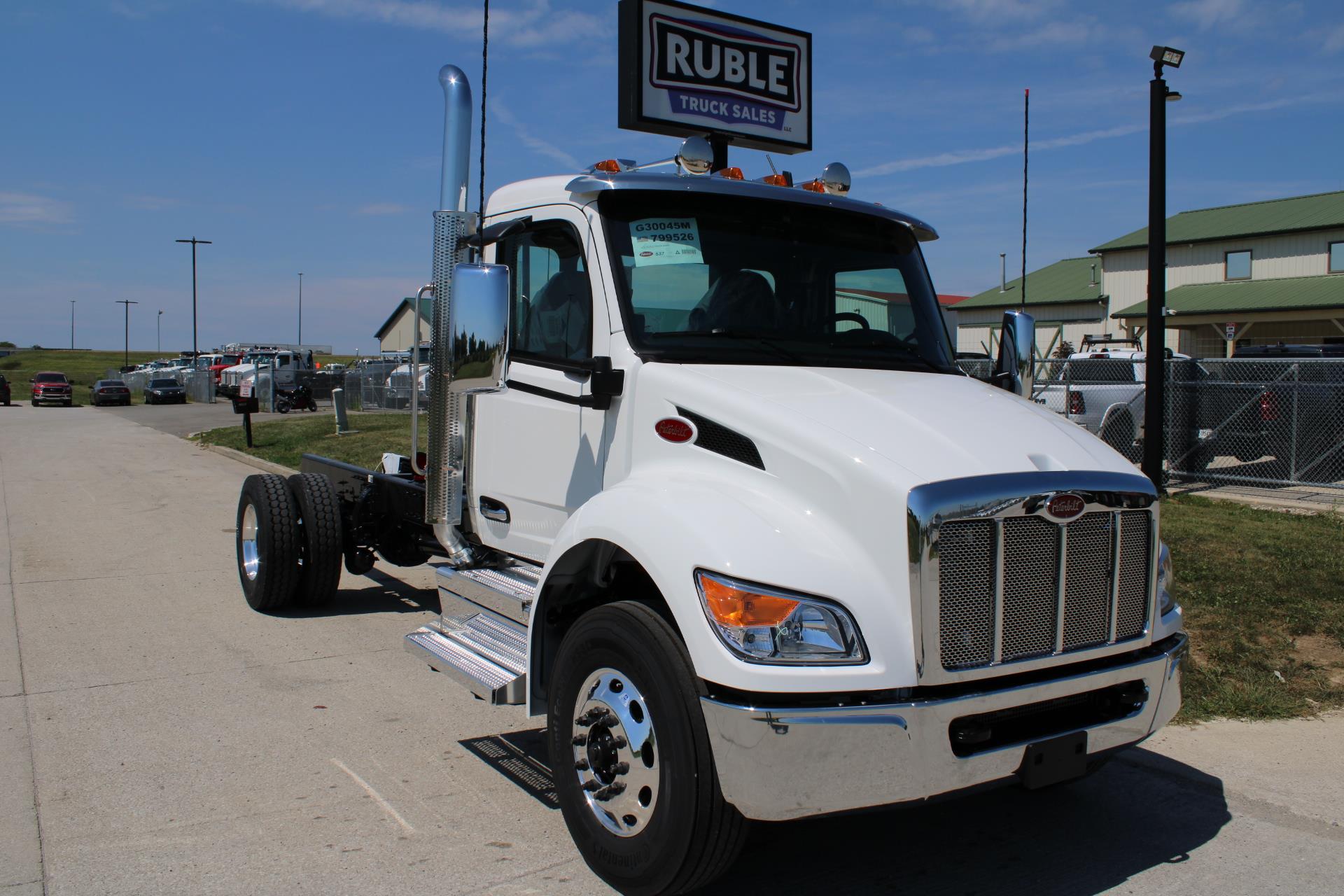 2026 Peterbilt 537