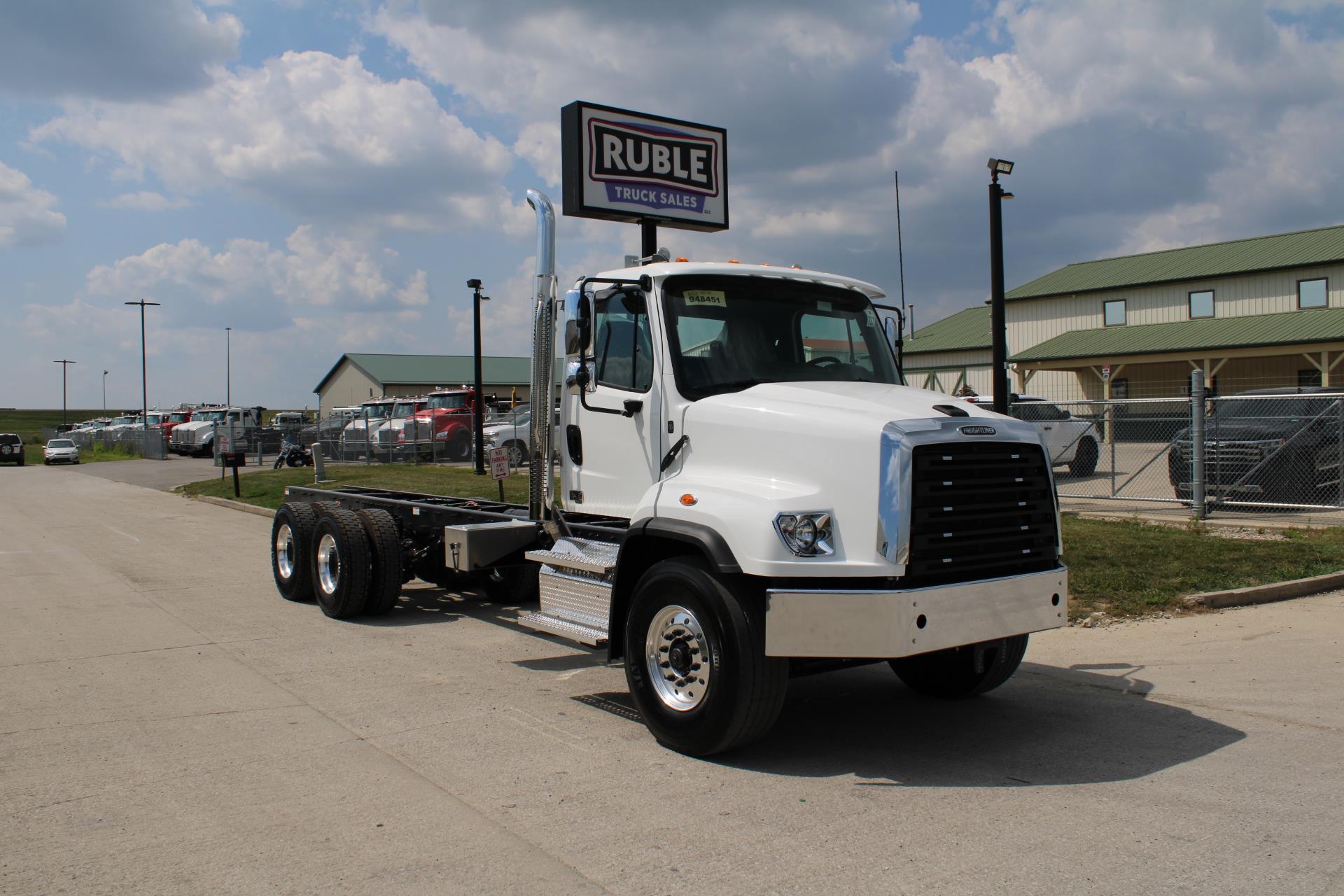 2026 Freightliner 114SD