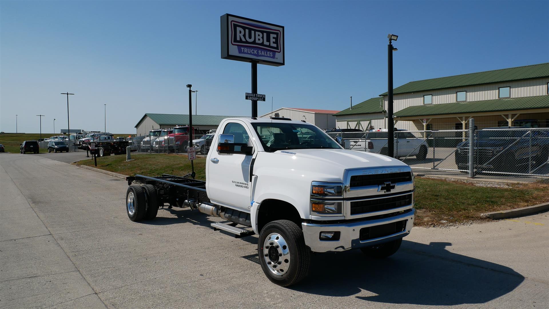 2025 Chevrolet 6500 4X4