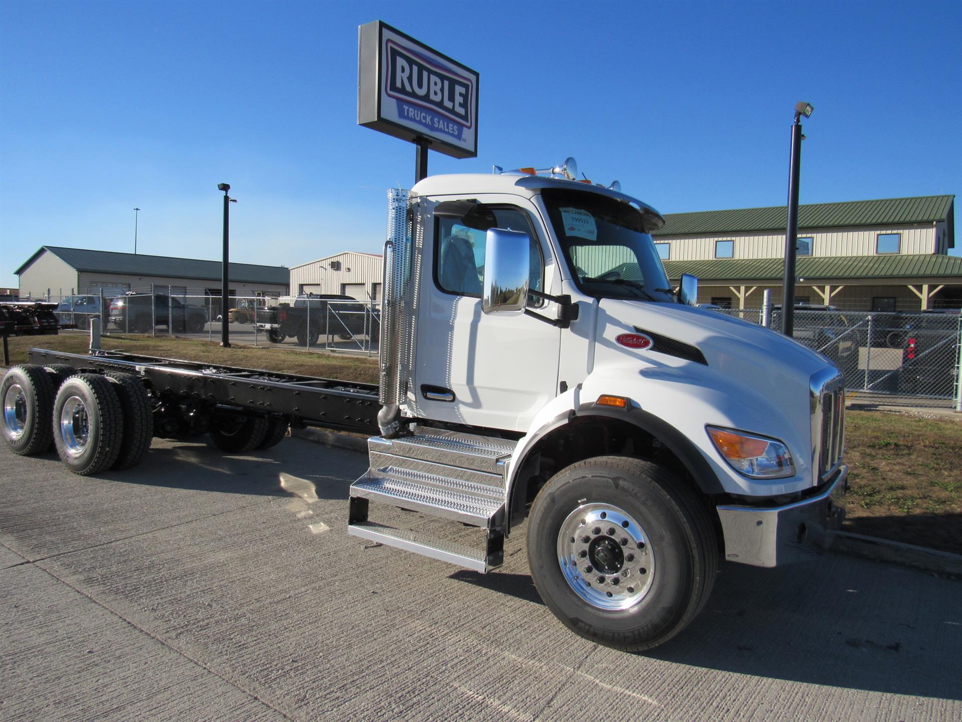 2026 Peterbilt 548