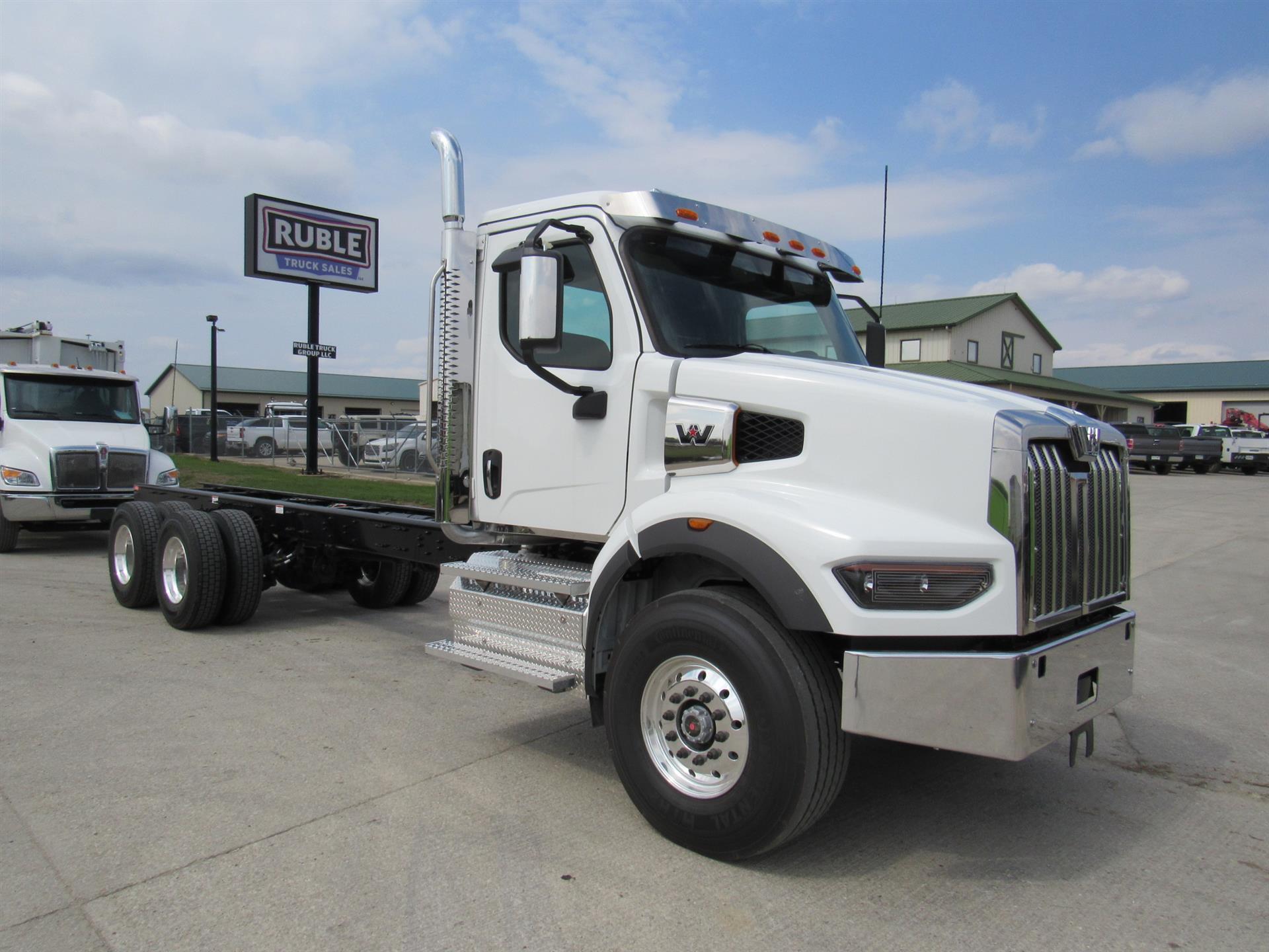 2027 Western Star 49X