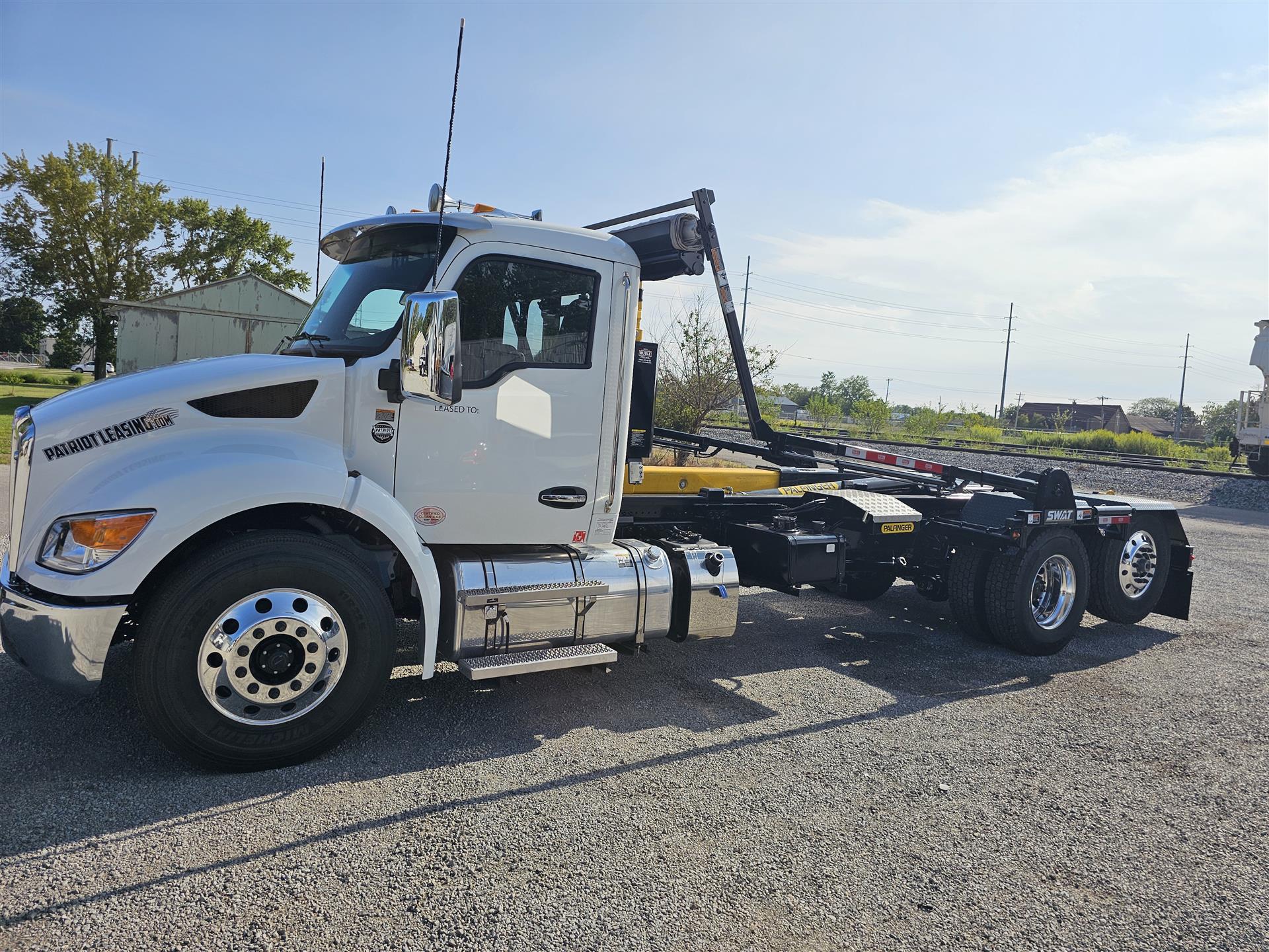 2024 Kenworth T380