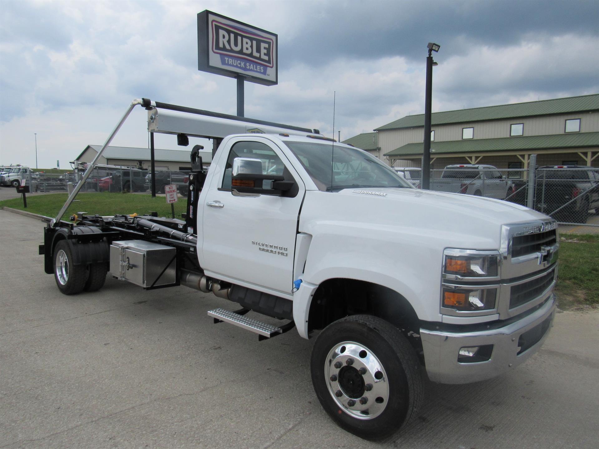2025 Chevrolet 6500 4X4