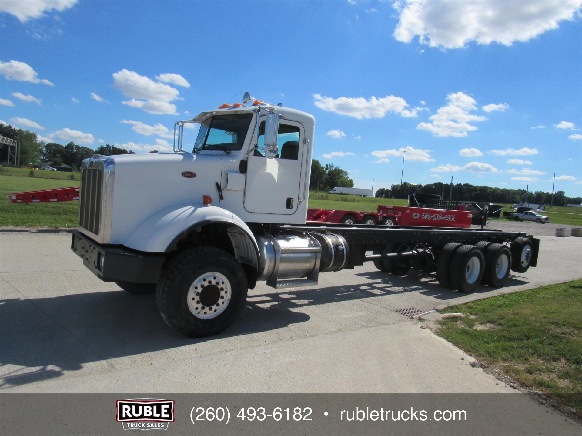 2016 Peterbilt 365 6x6