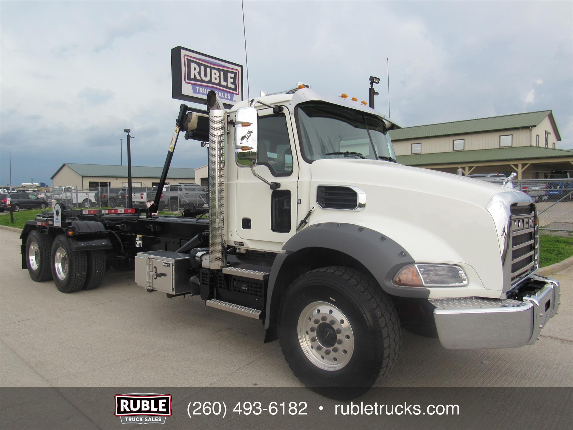 2026 Mack GR64B