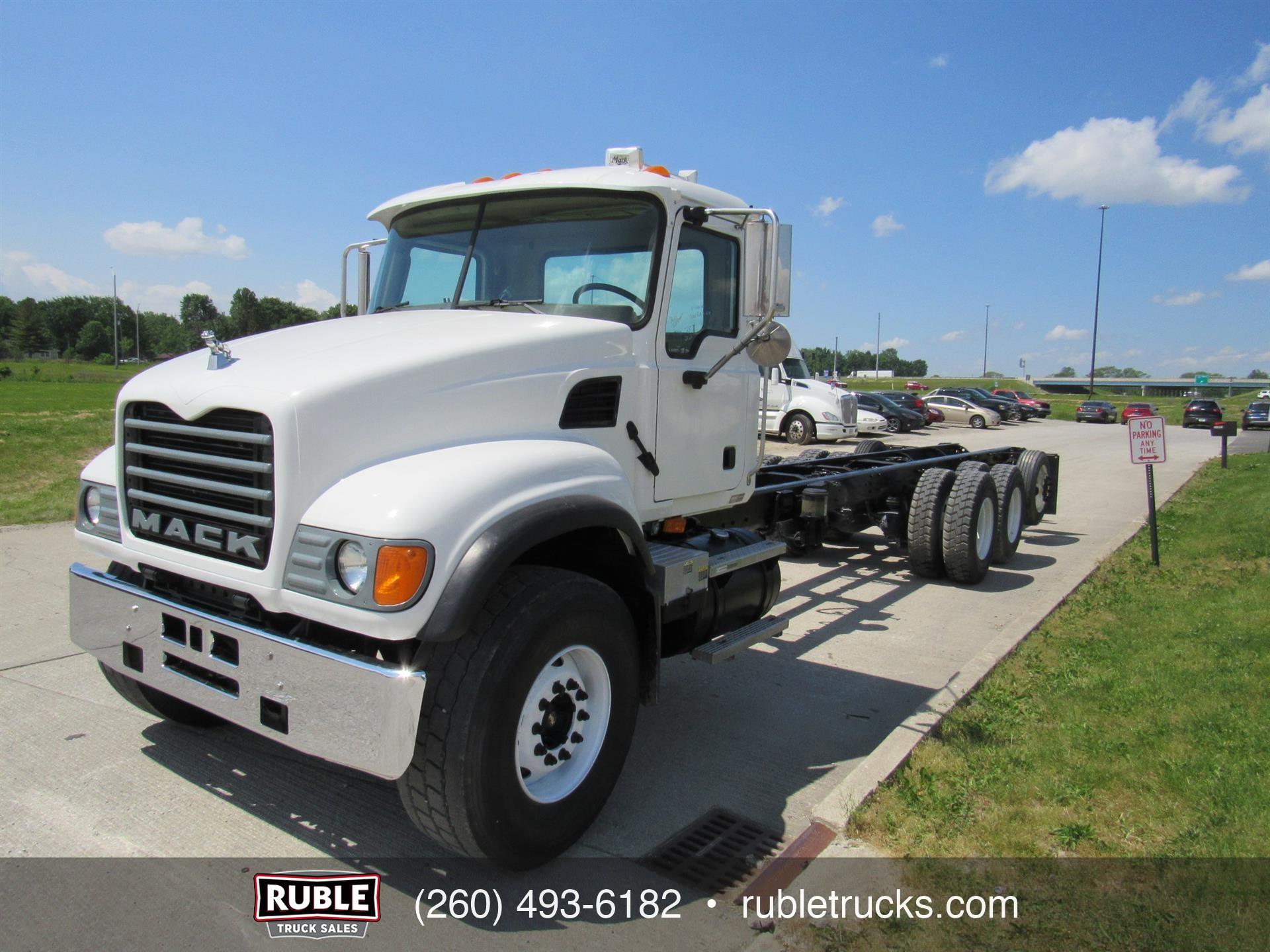 2007 Mack CV713
