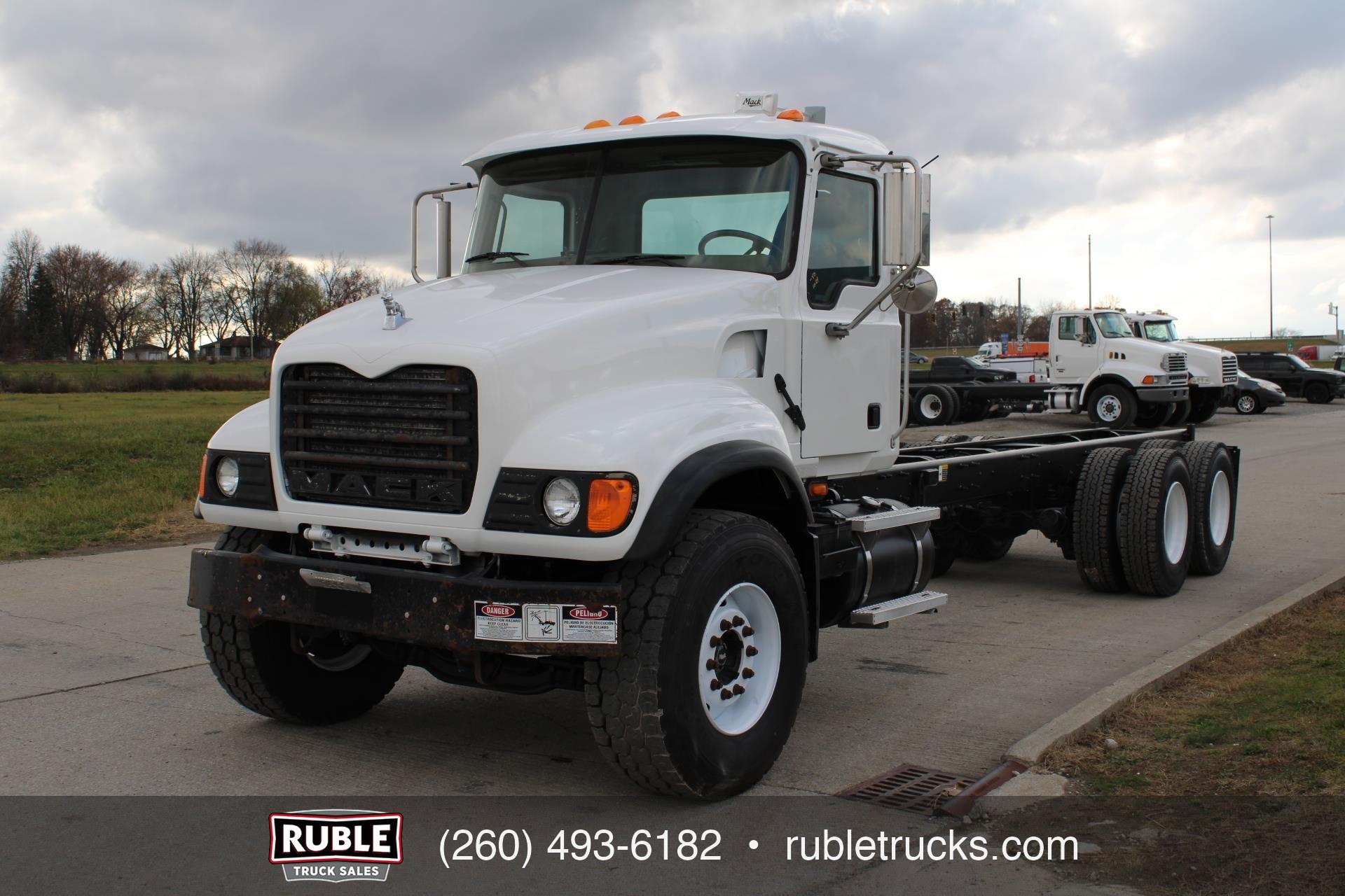 2006 Mack CV713