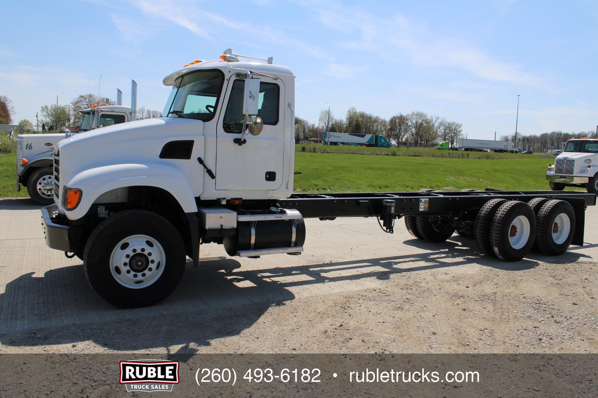 2007 Mack CV713