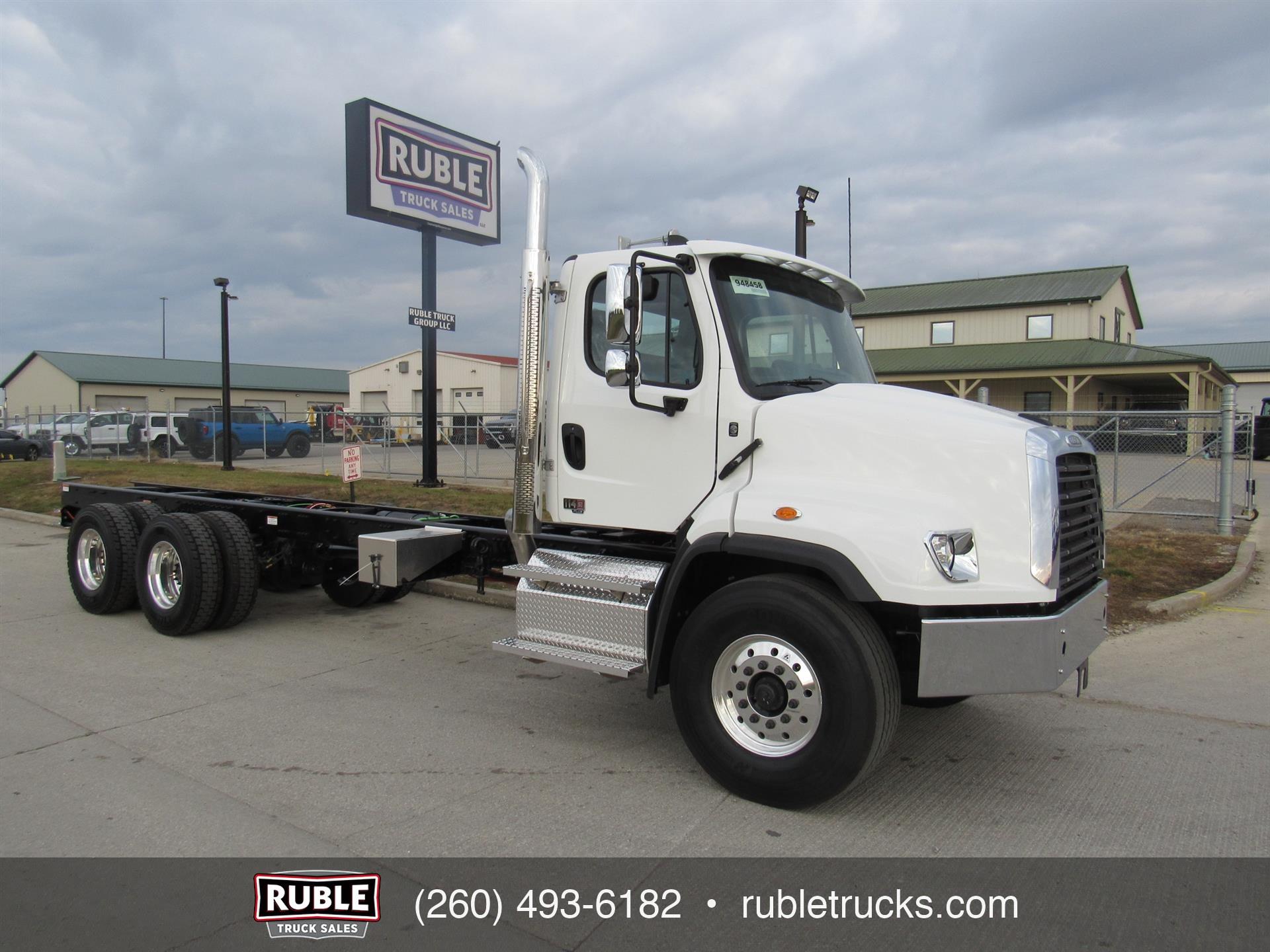2026 Freightliner 114SD PLUS