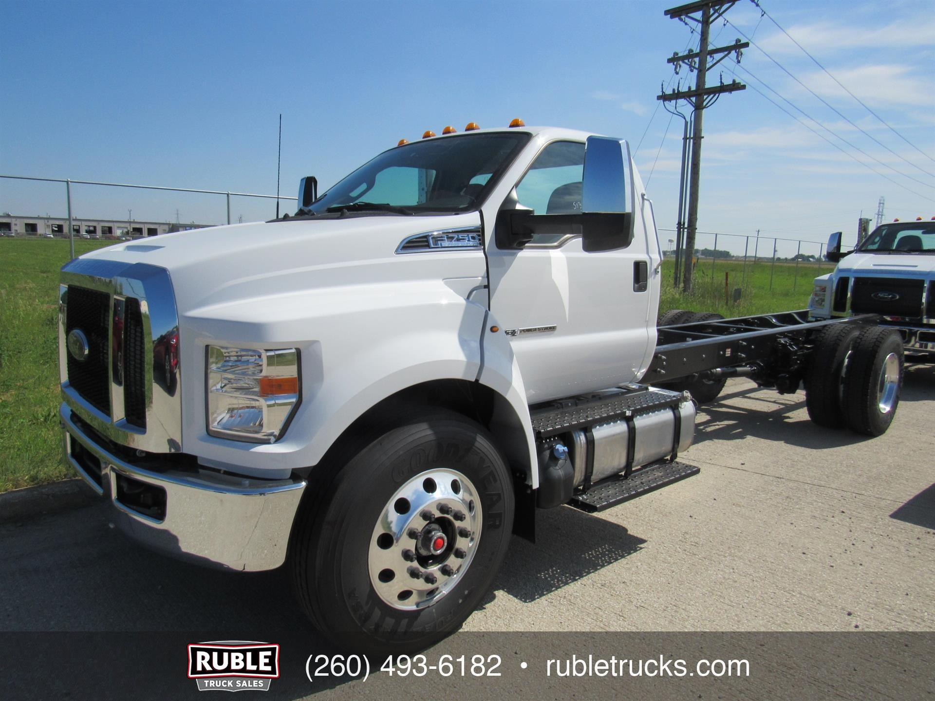 2025 Ford F750
