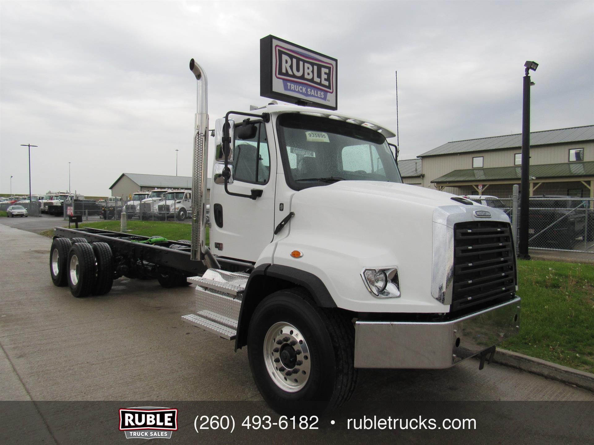 2026 Freightliner 114SD