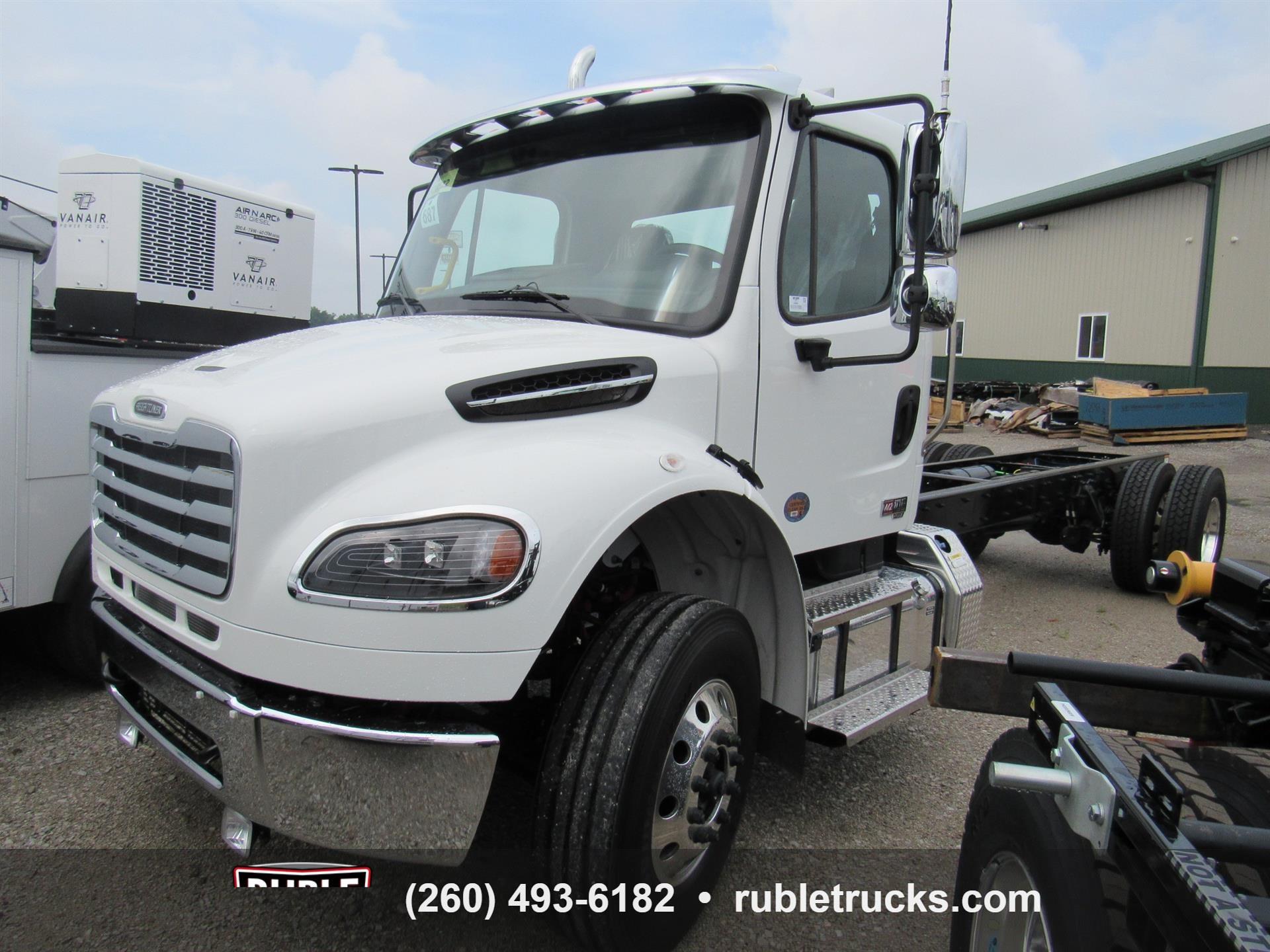 2027 Freightliner M2 106 BUSINESS CLASS