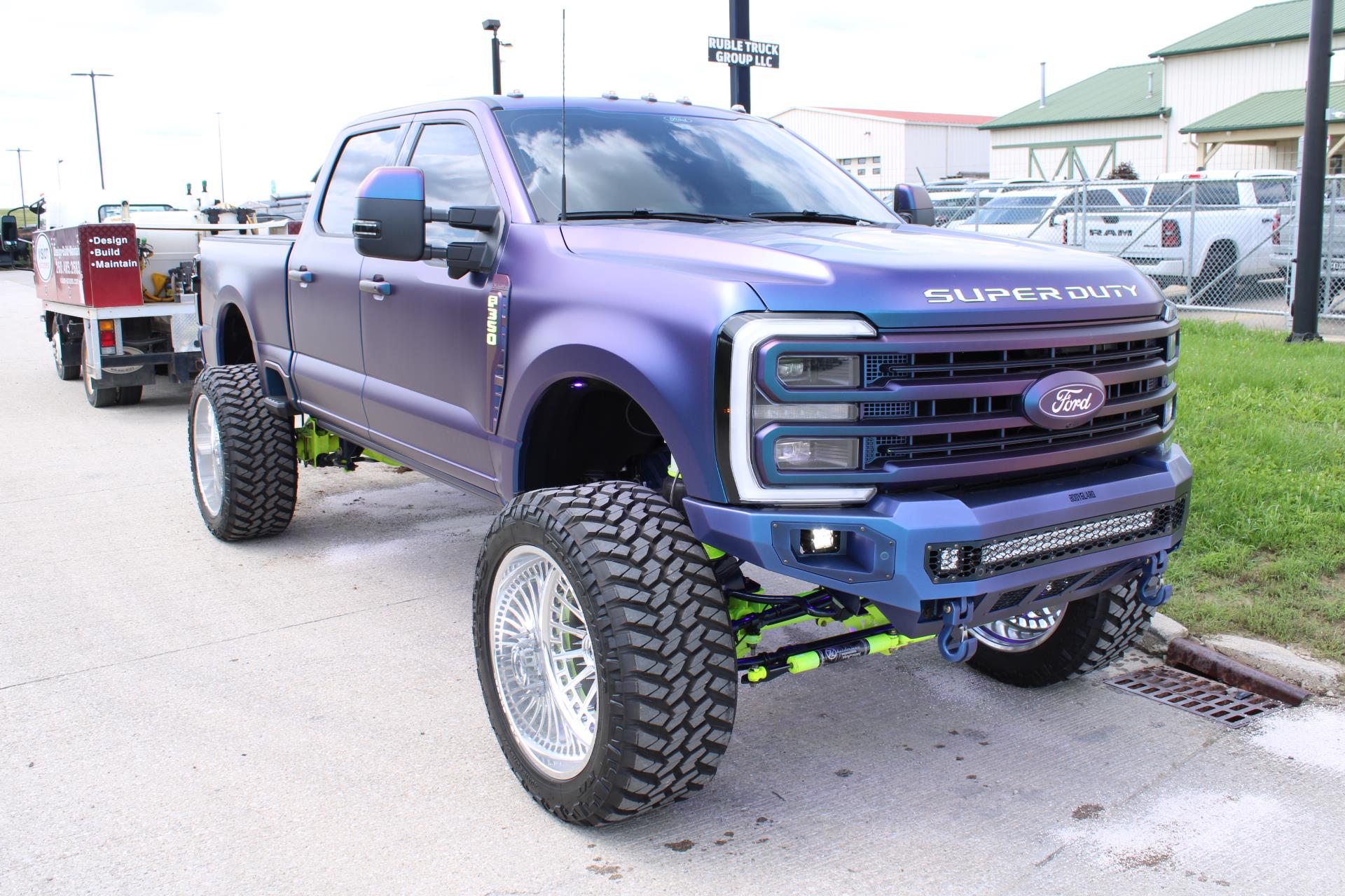 2025 Ford F-350 Platinum