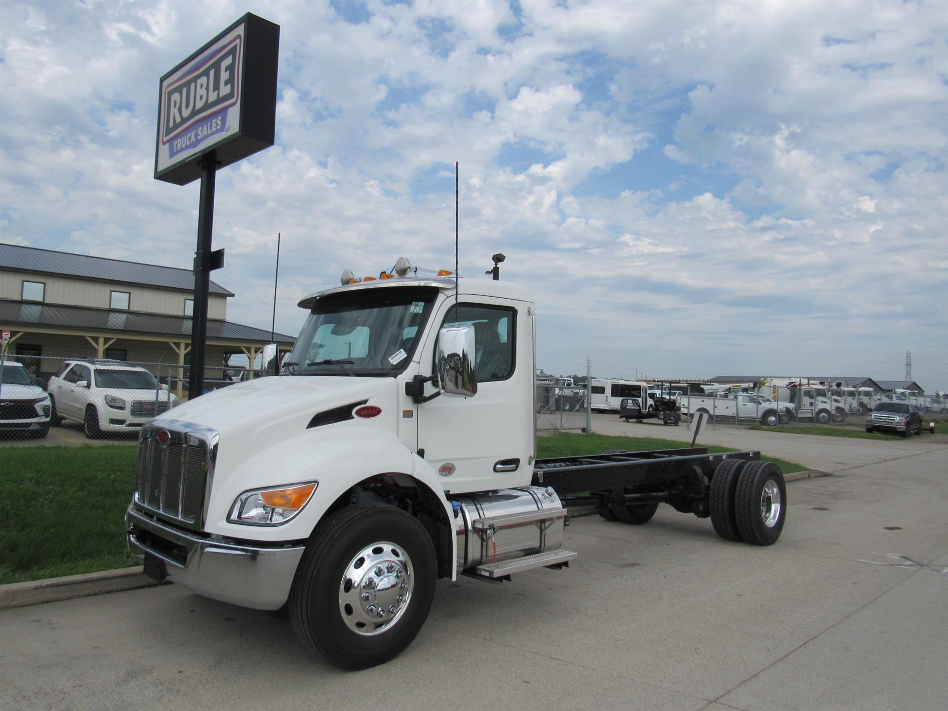 2027 Peterbilt 537