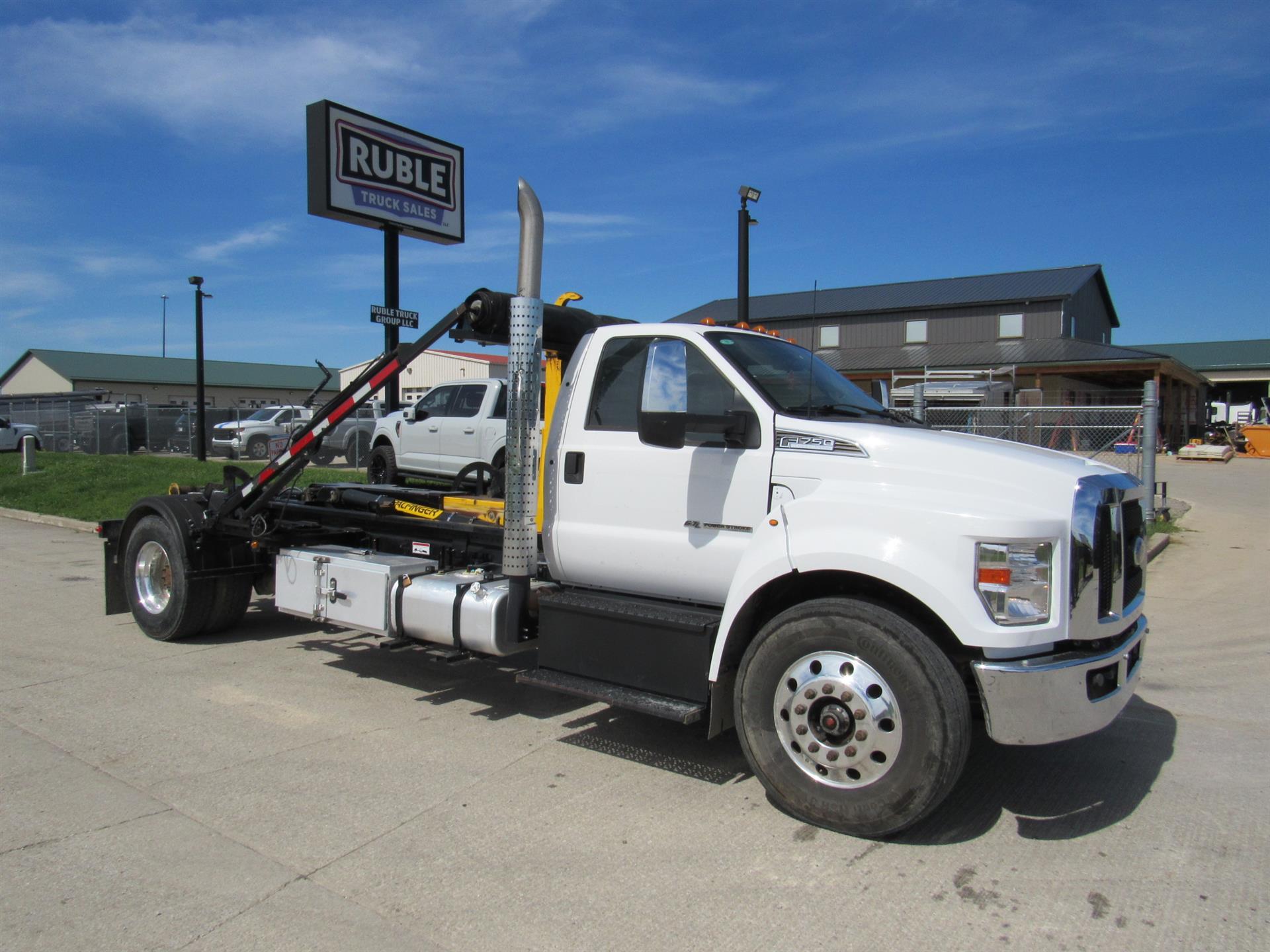 2024 Ford F750