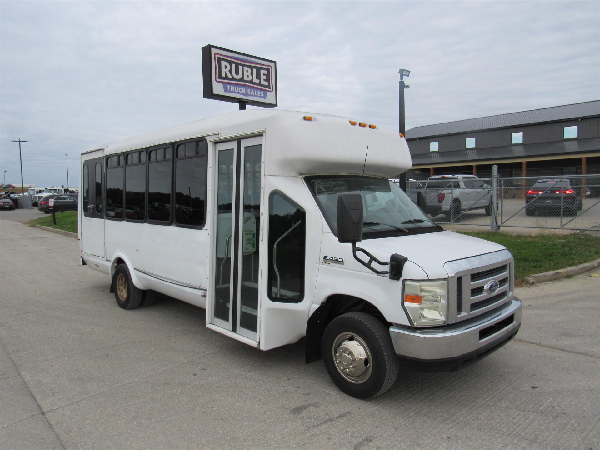 2011 Ford 450