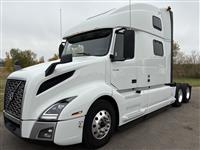 2023 Volvo VNL64T860